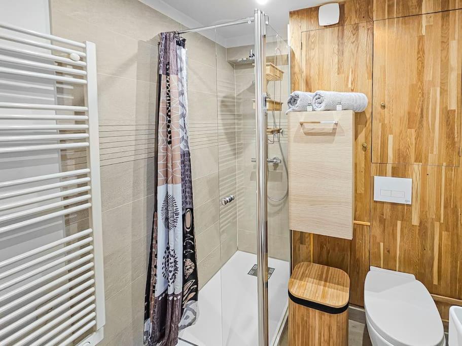 L'Escale Caennaise Apartamento Exterior foto